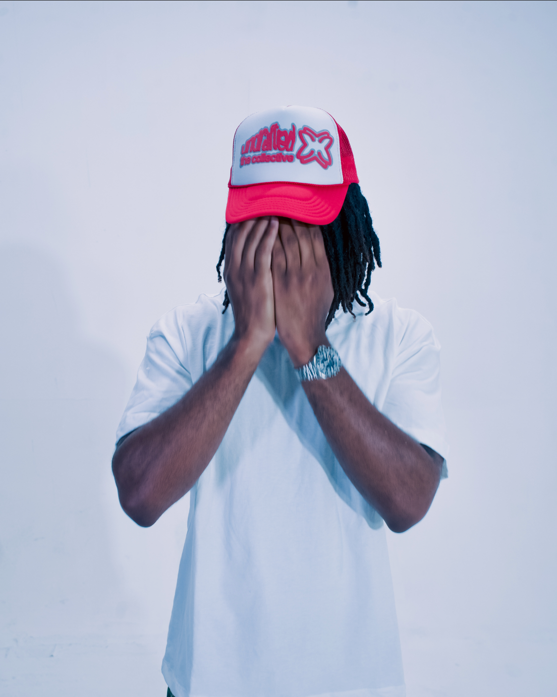 'varsity' RED LOGO TRUCKER